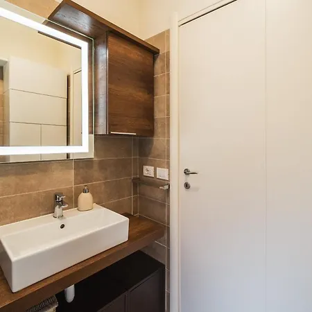 - 200mt Dal Mare Moderno Con Ampio Giardino Apartamento Rimini